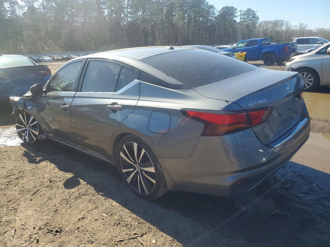 2021 NISSAN ALTIMA