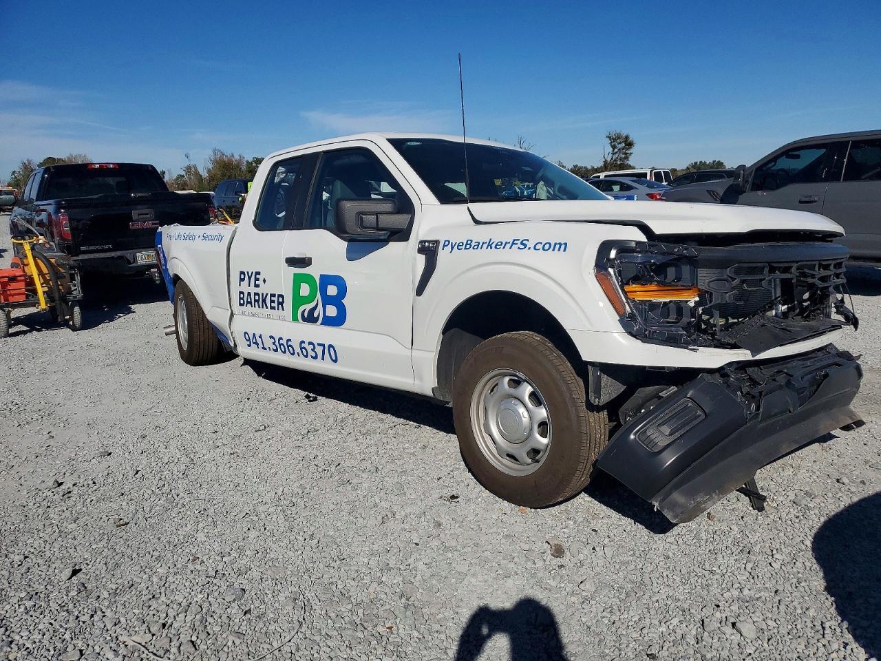 2025 FORD F-150 Lightning