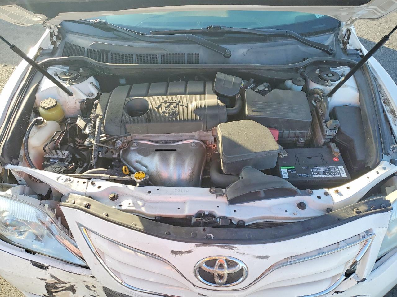 2011 TOYOTA CAMRY