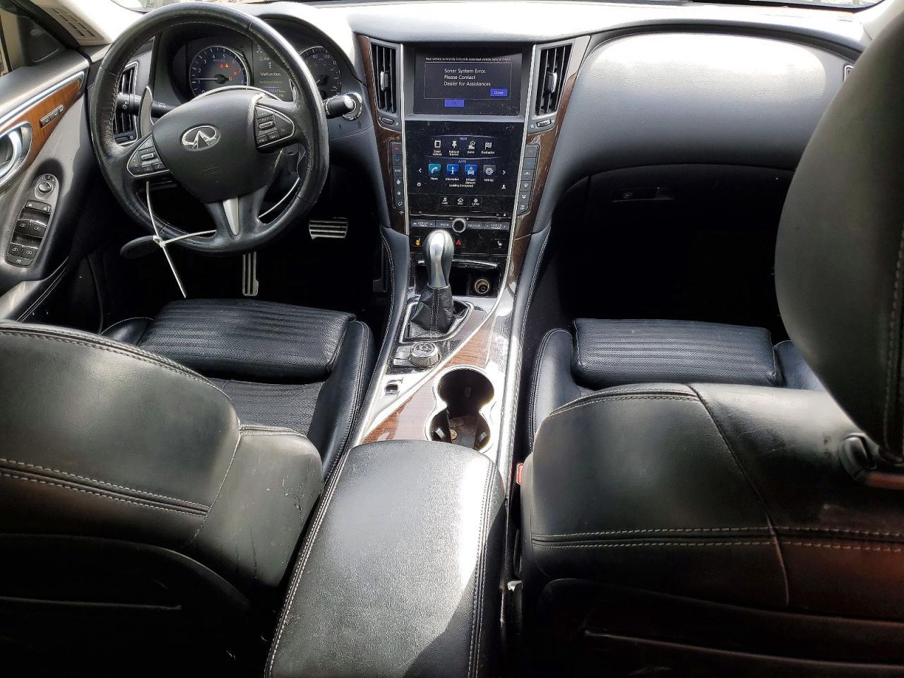 2016 INFINITI Q50