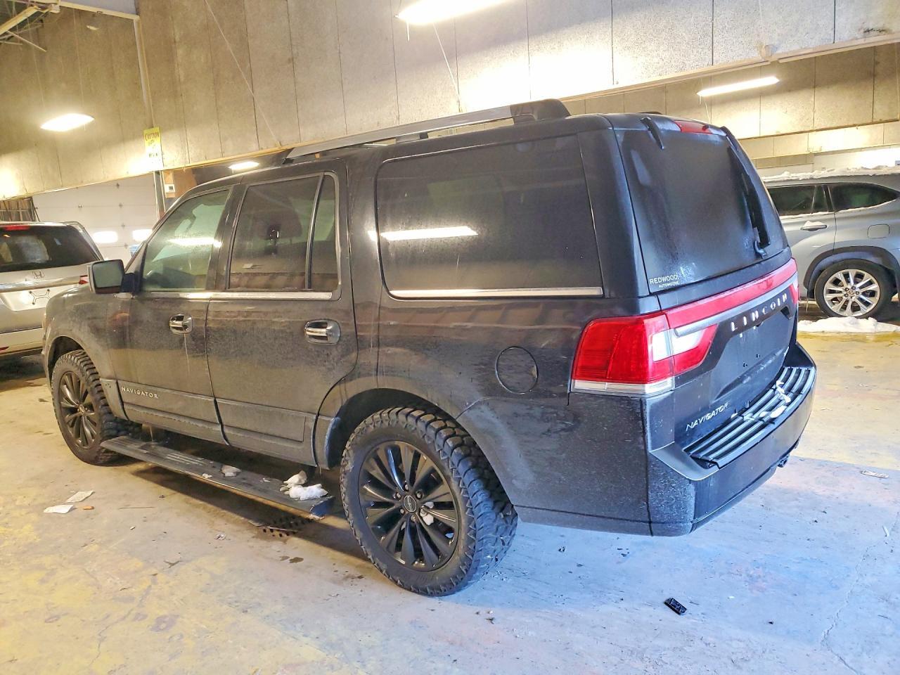 2015 LINCOLN Navigator