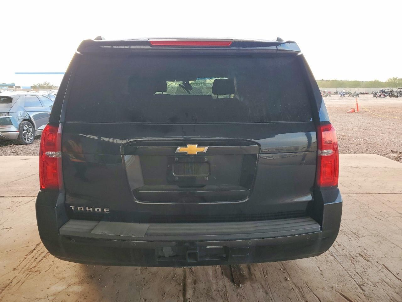 2016 CHEVROLET Tahoe