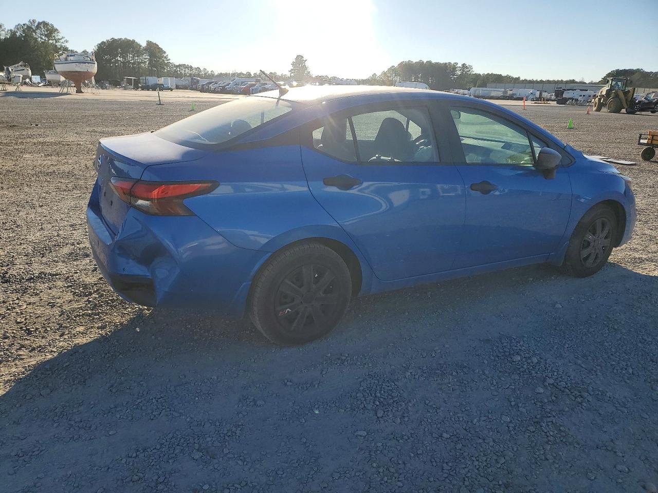 2021 NISSAN VERSA