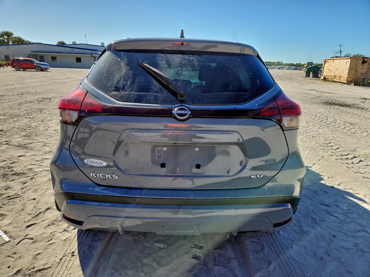2024 NISSAN KICKS