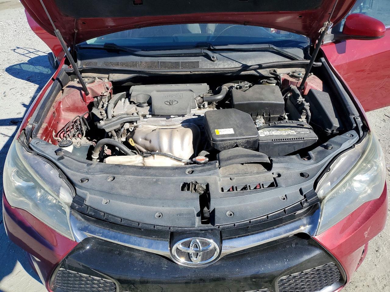 2016 TOYOTA CAMRY