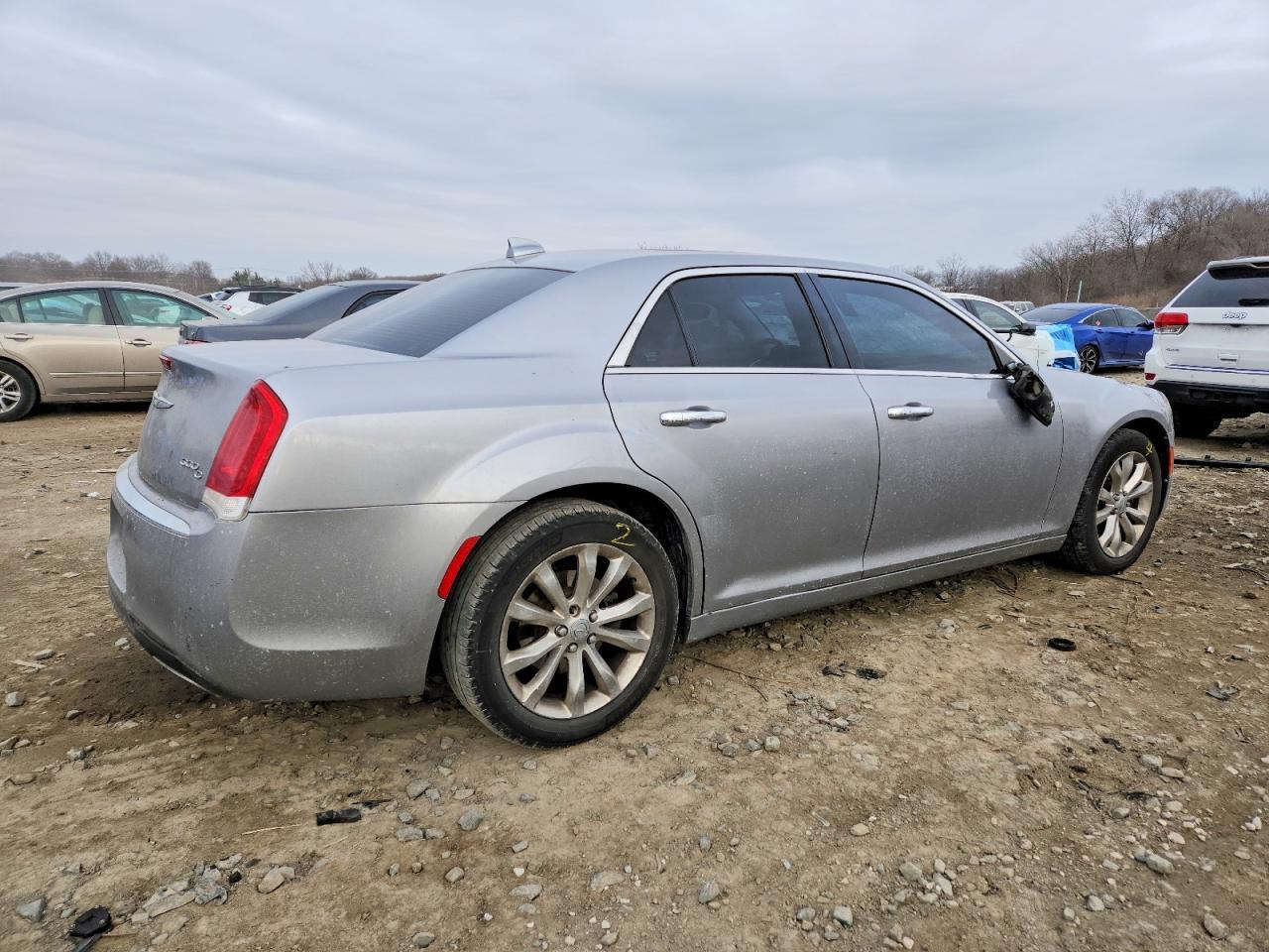 2016 CHRYSLER 300