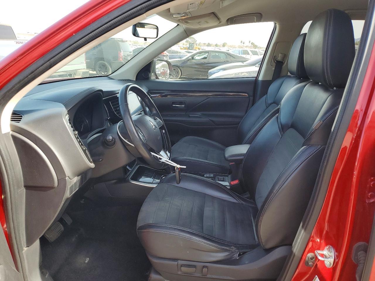 2019 MITSUBISHI outlander