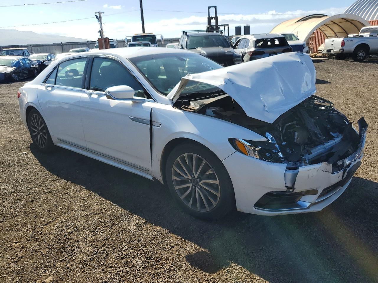 2017 LINCOLN Continental