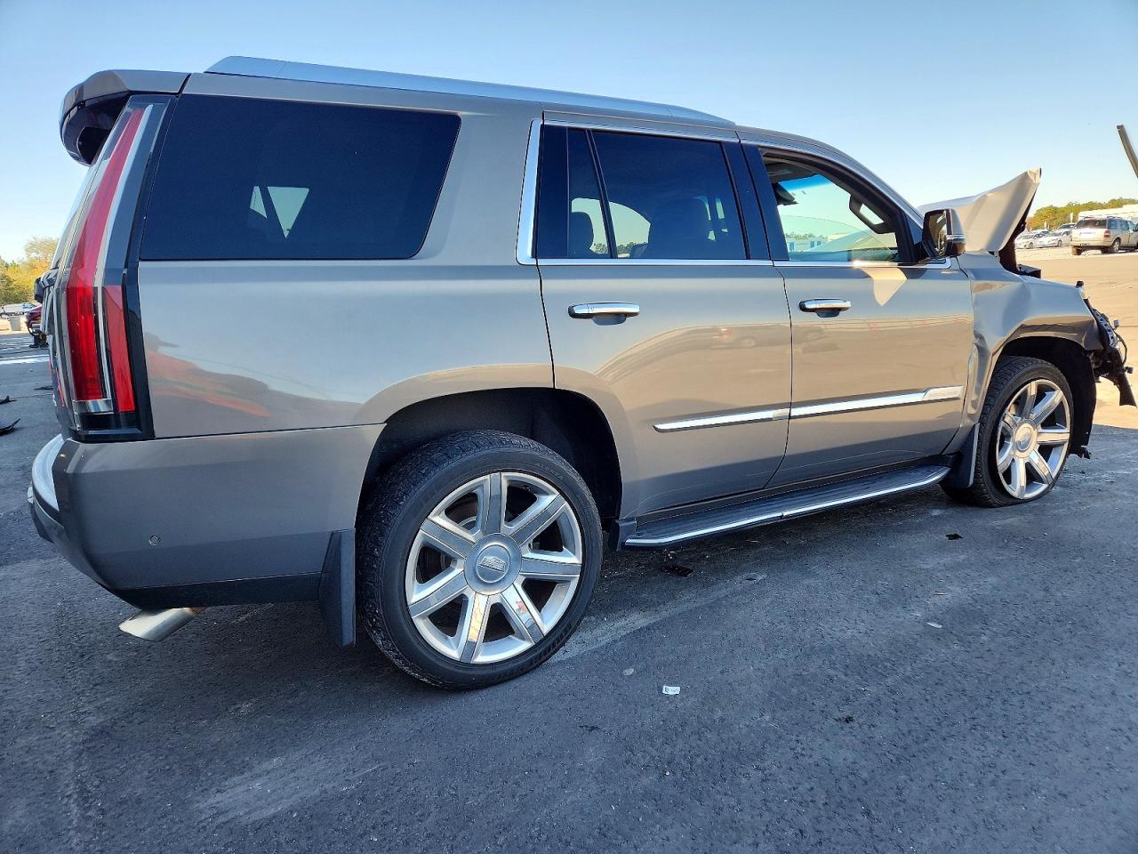 2018 CADILLAC ESCALADE