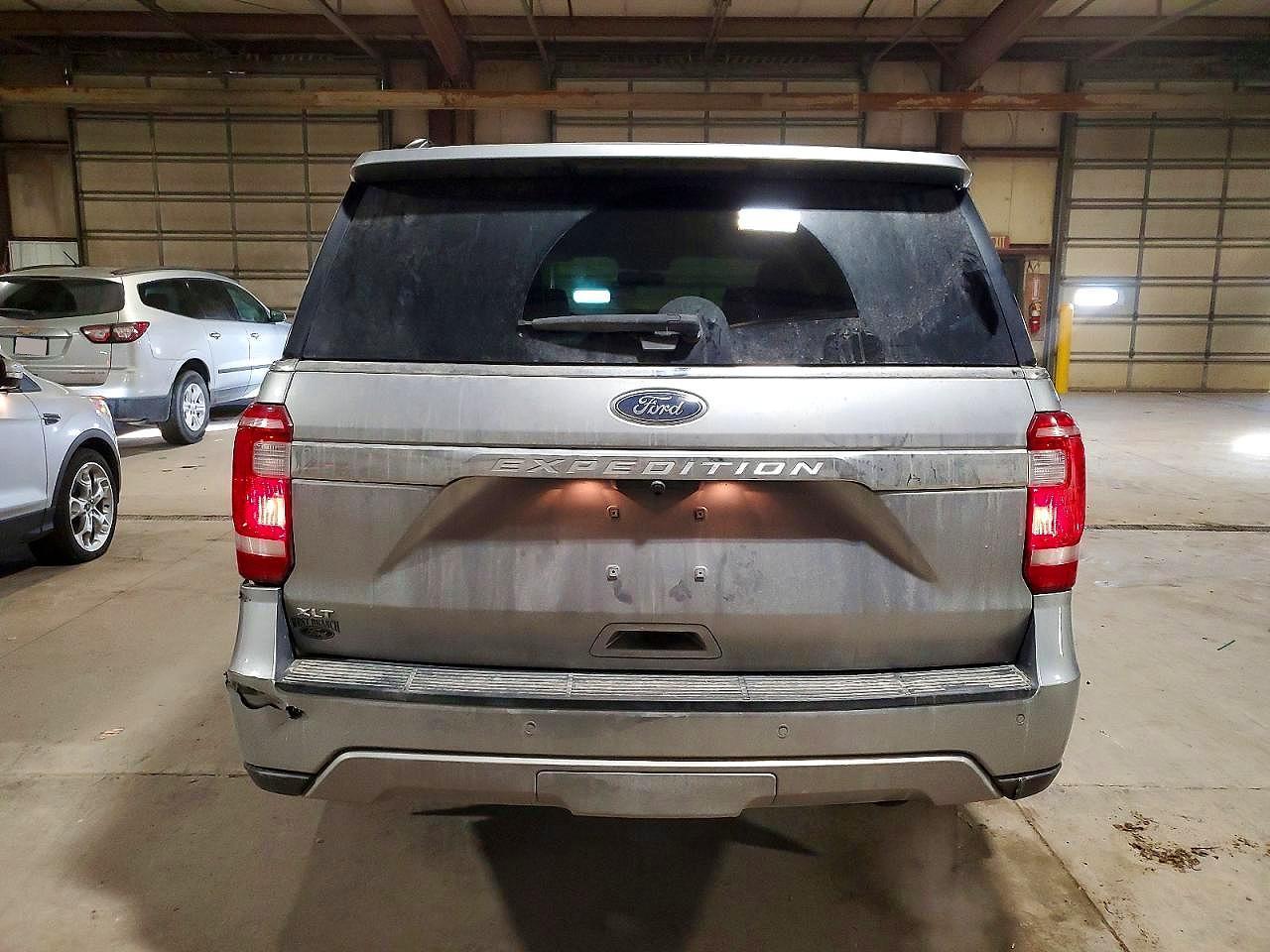 2021 FORD Expedition