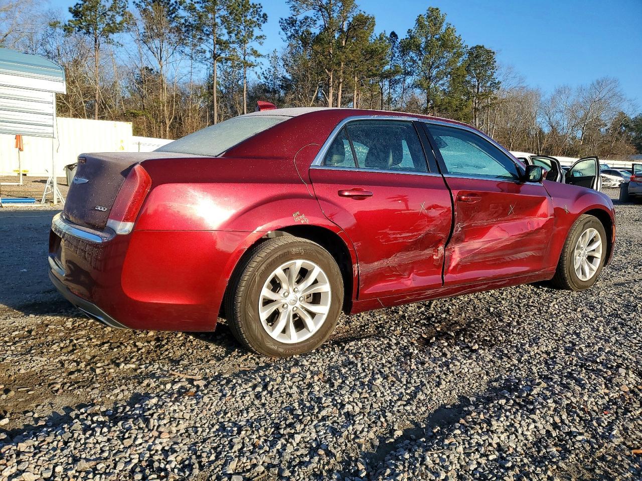 2015 CHRYSLER 300