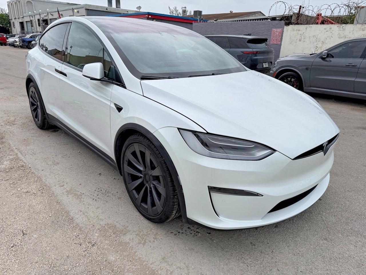 2023 TESLA MODEL X
