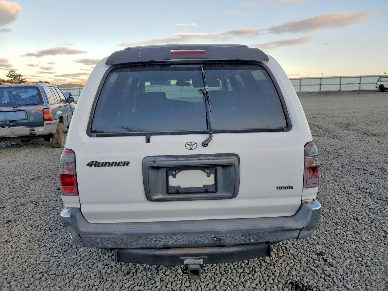 2000 TOYOTA 4Runner