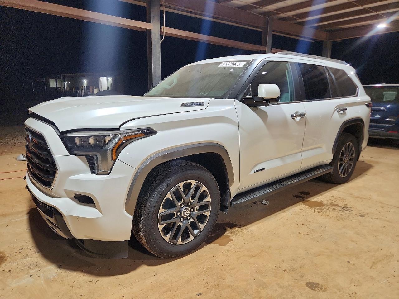 2024 TOYOTA Sequoia