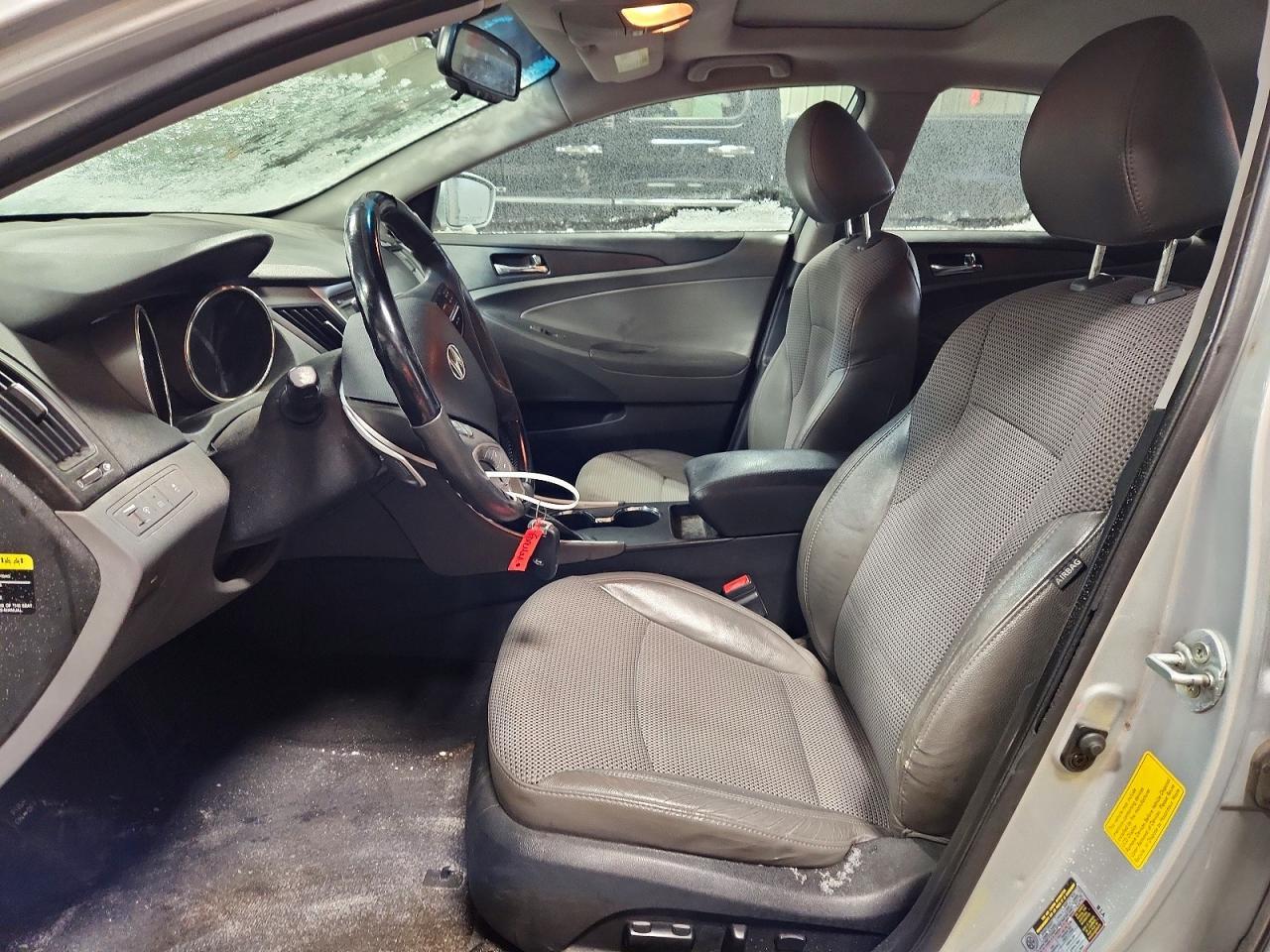 2012 HYUNDAI SONATA