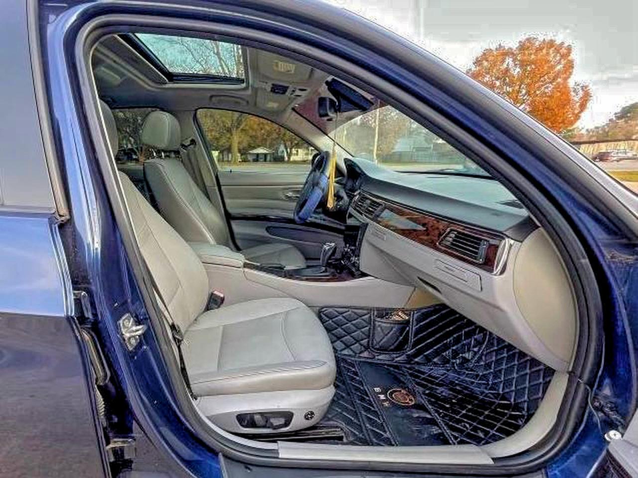 2011 BMW 3 SERIES