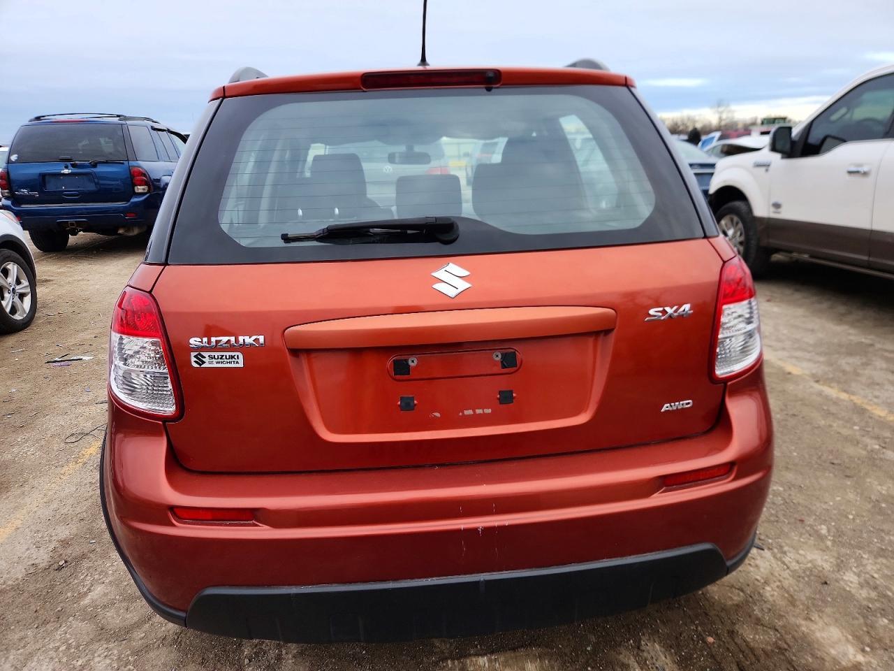 2013 SUZUKI SX4