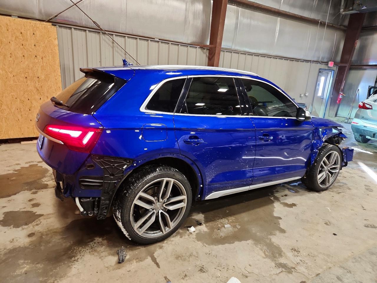 2022 AUDI SQ5