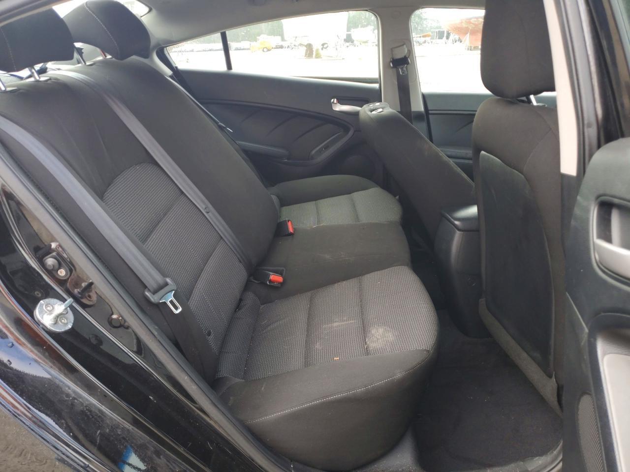 2017 KIA FORTE