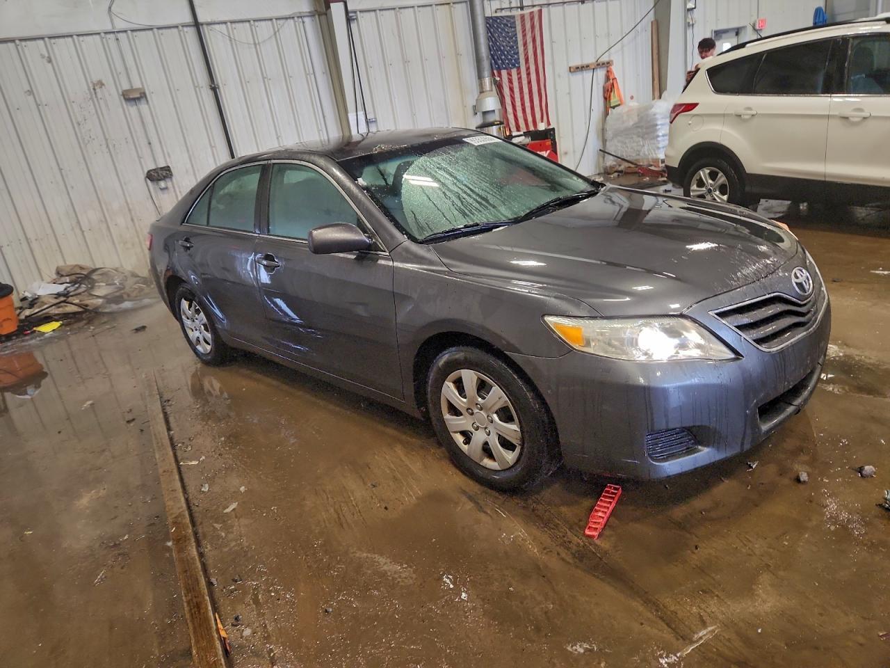 2010 TOYOTA CAMRY
