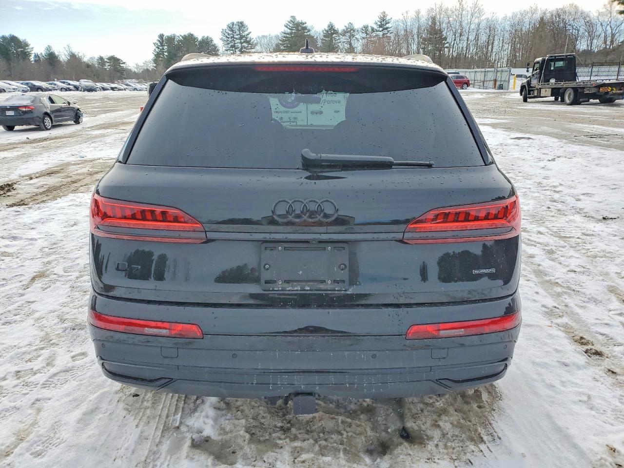 2023 AUDI Q7