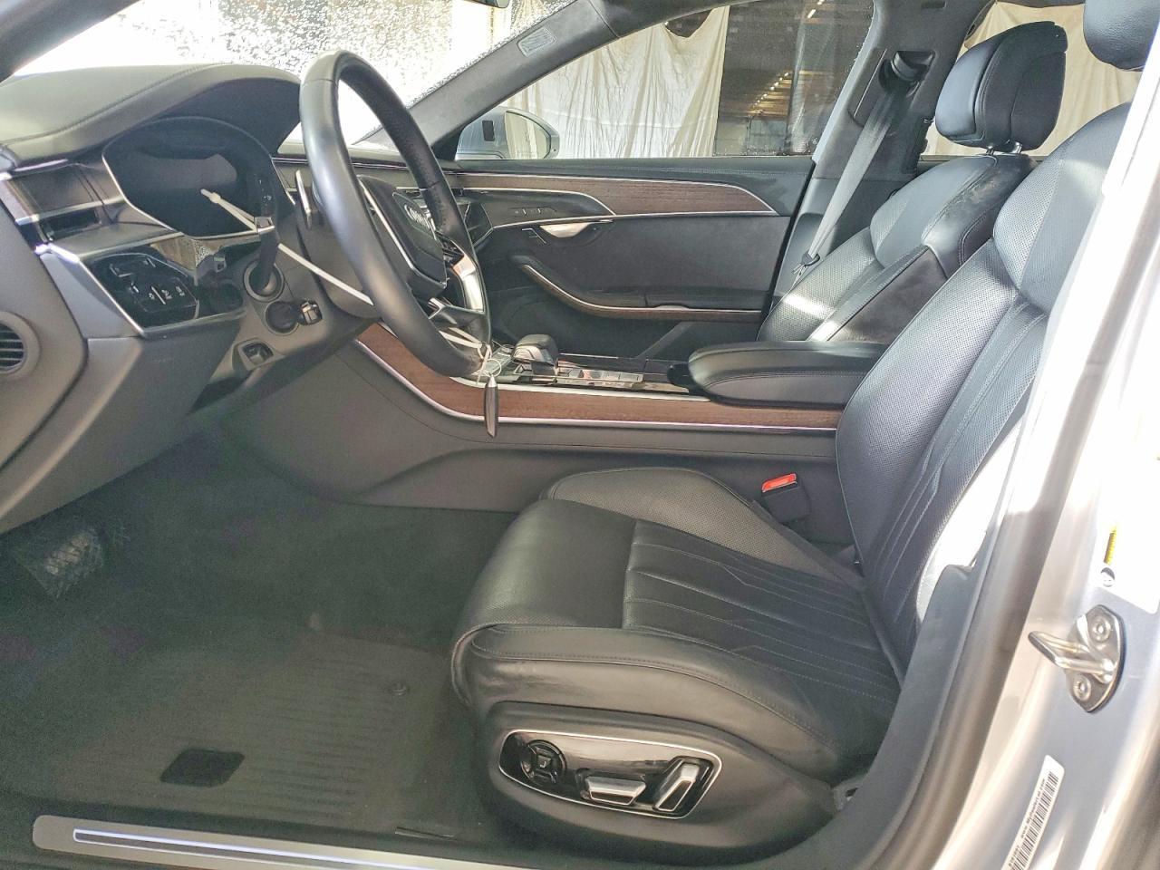 2019 AUDI A8