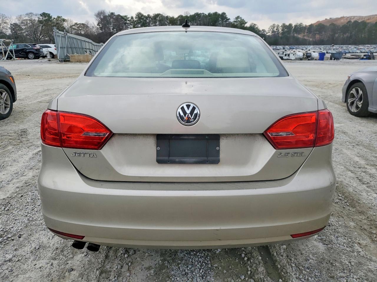 2013 VOLKSWAGEN JETTA