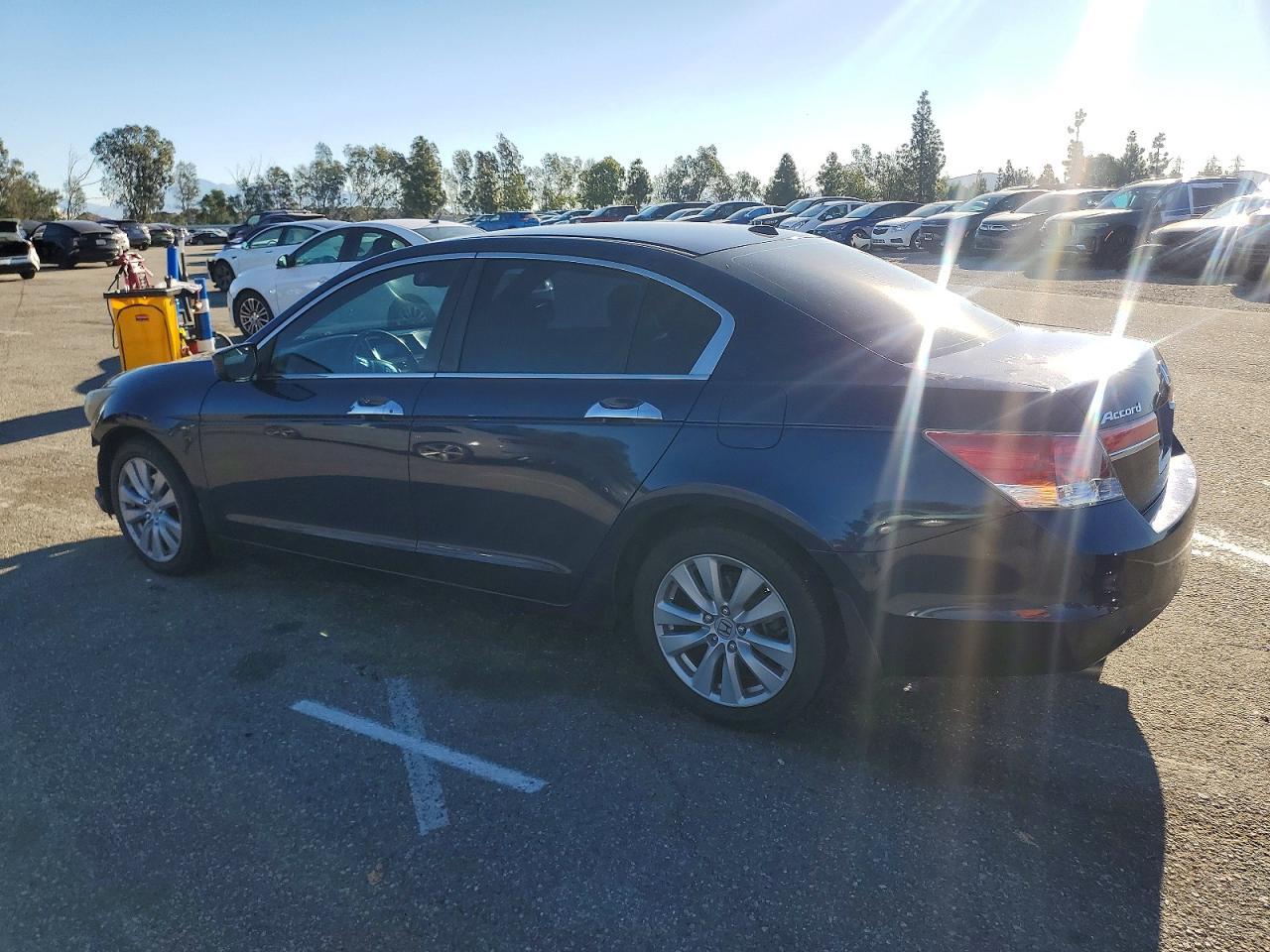 2011 HONDA ACCORD