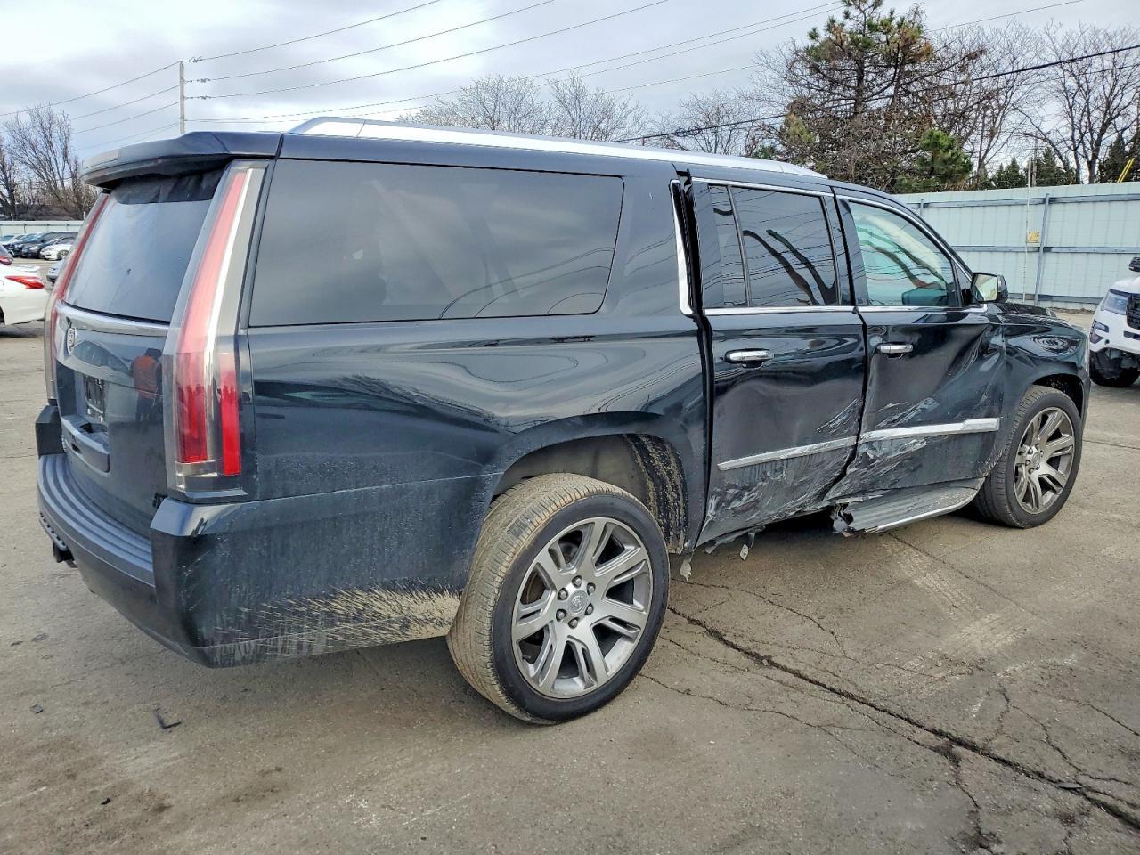 2015 CADILLAC Escalade ESV