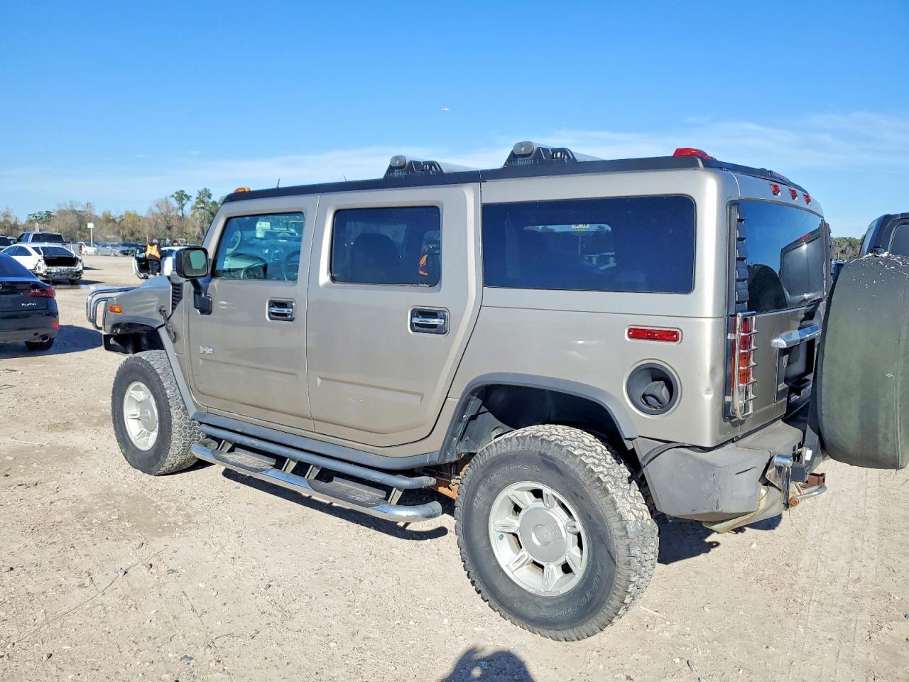 2004 HUMMER H2