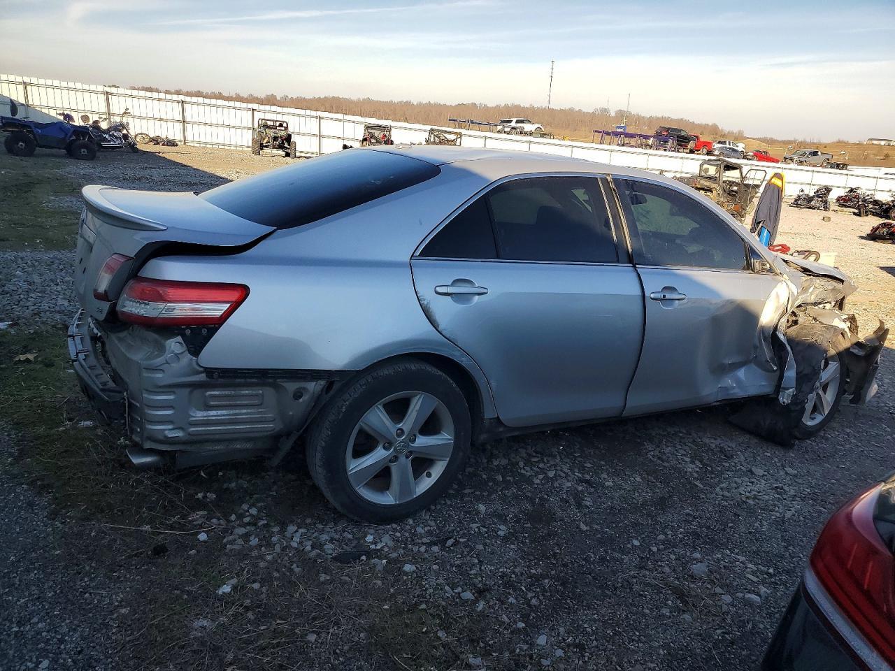 2011 TOYOTA CAMRY