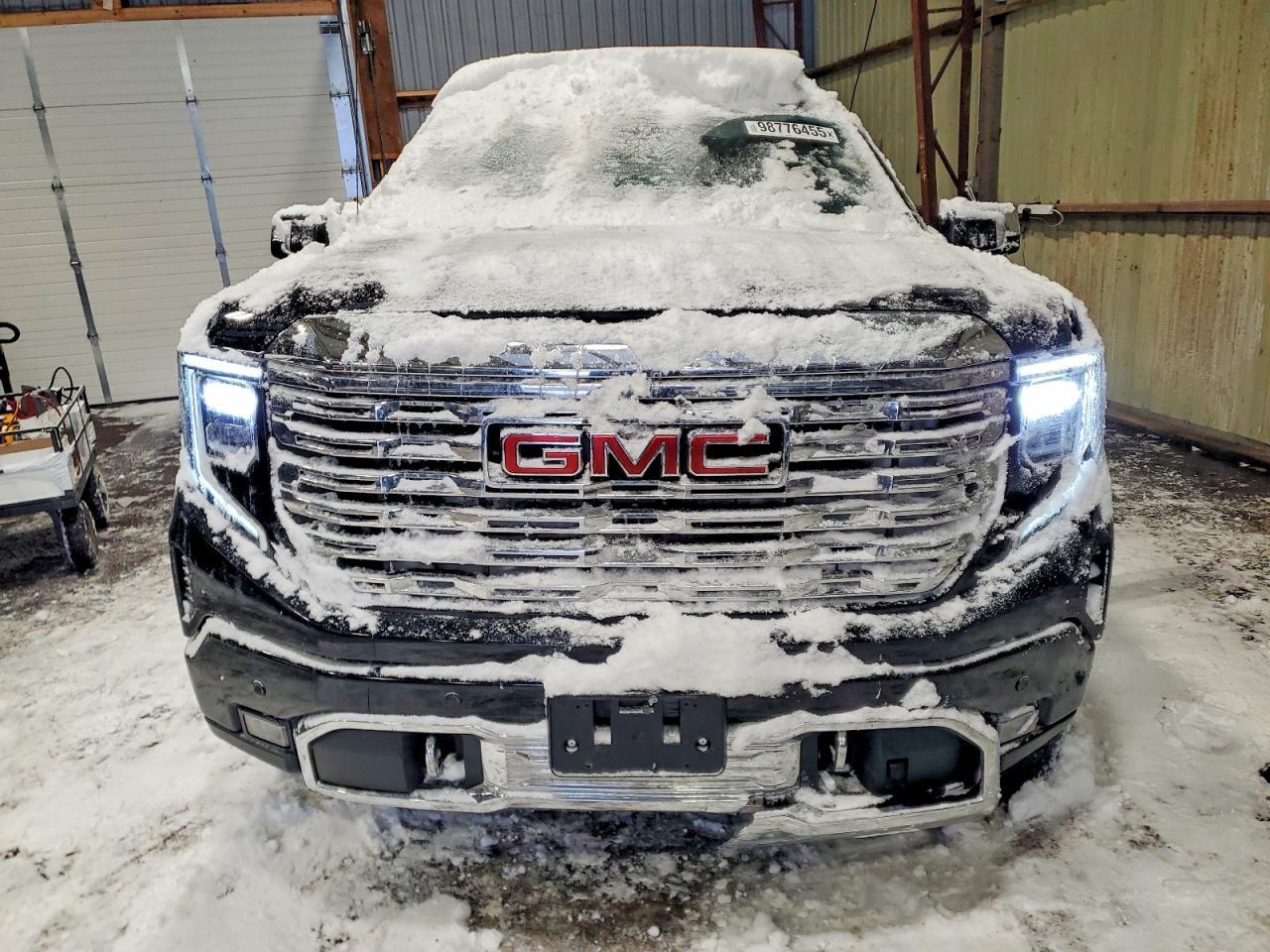 2025 GMC Sierra