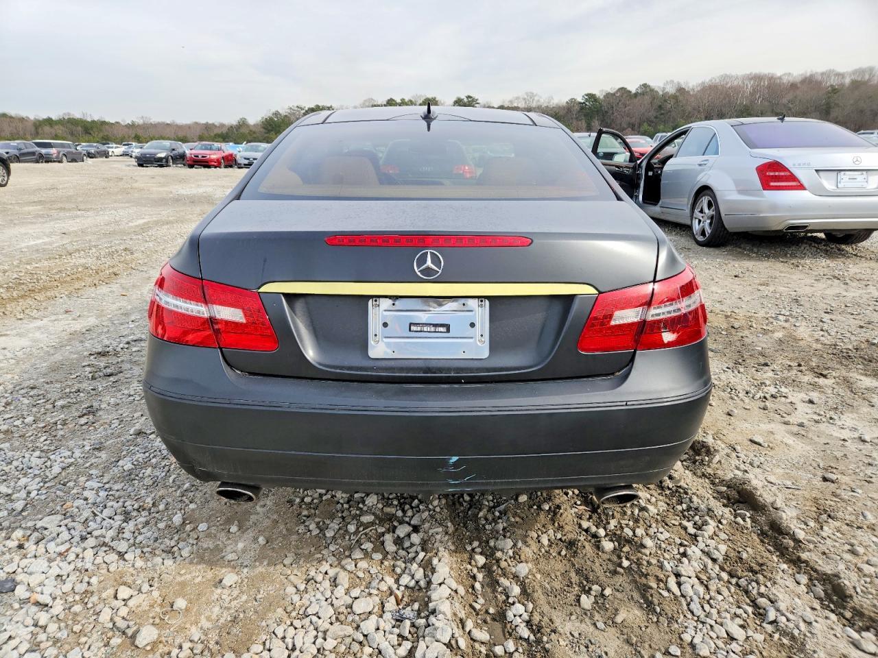 2010 MERCEDES-BENZ E-Class