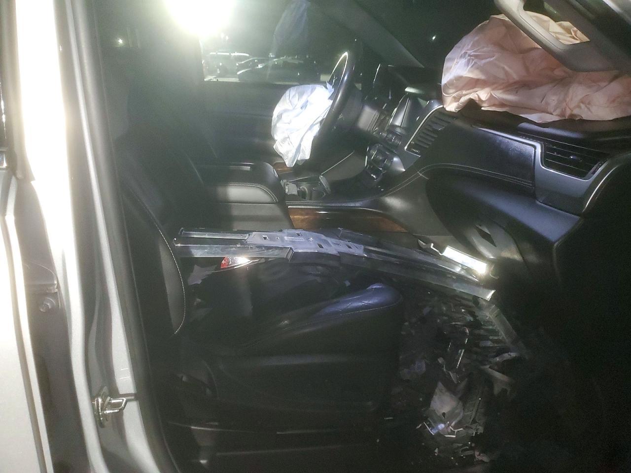 2018 CHEVROLET Suburban