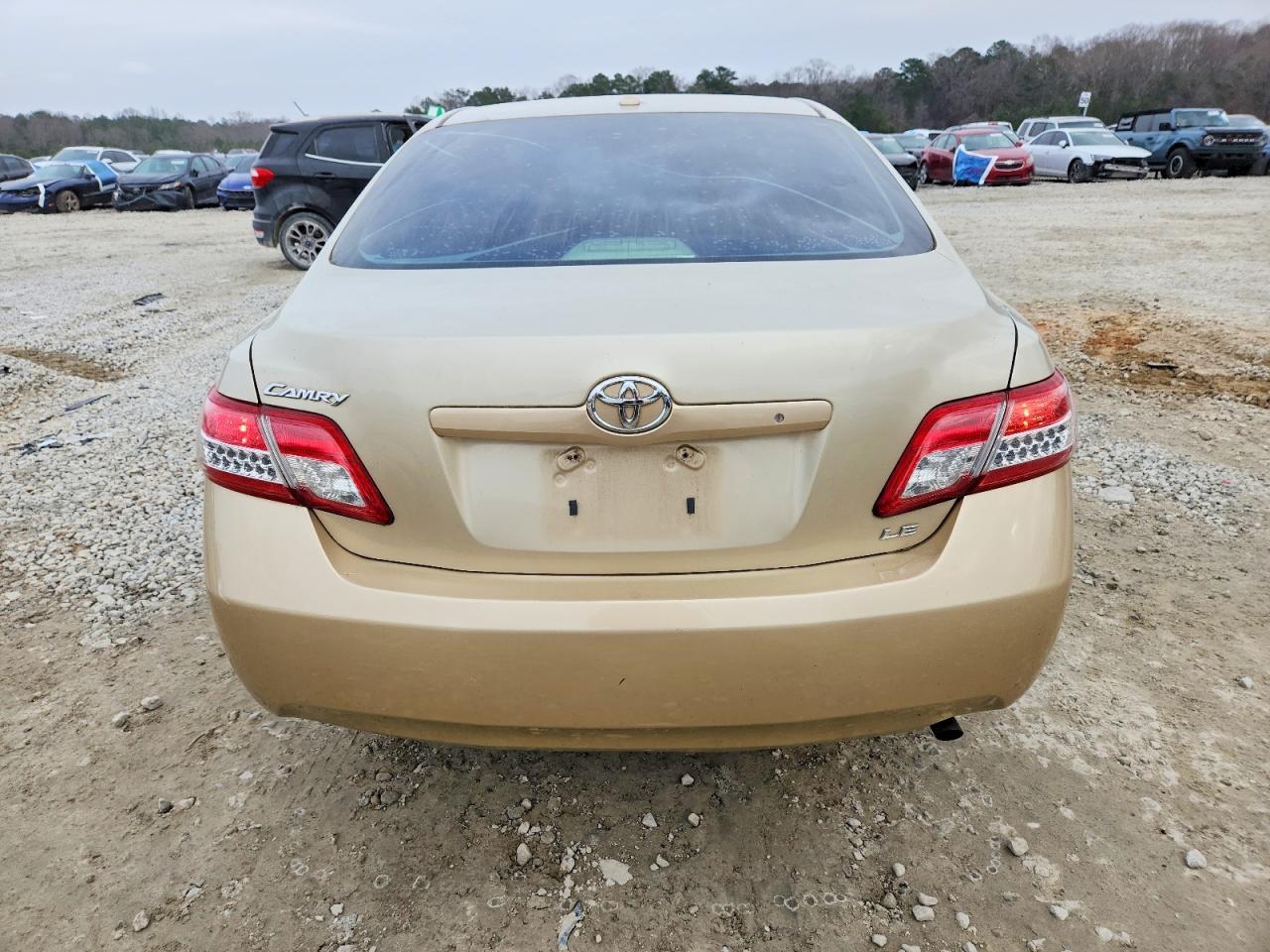 2011 TOYOTA CAMRY