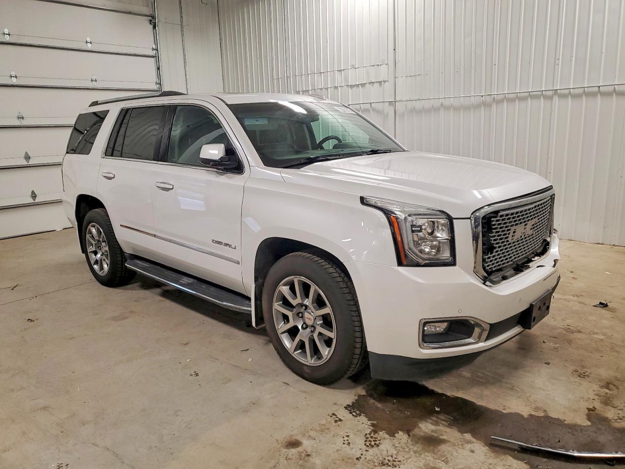 2016 GMC Yukon