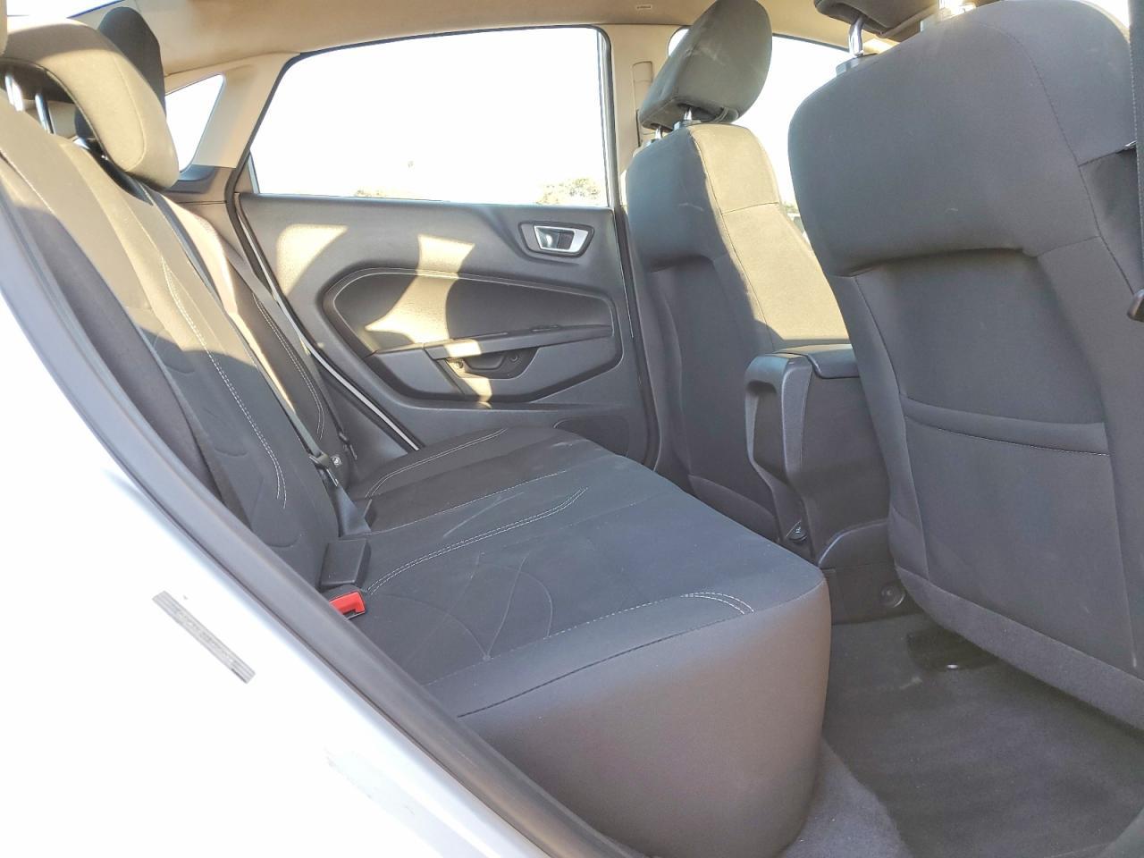 2014 FORD Fiesta