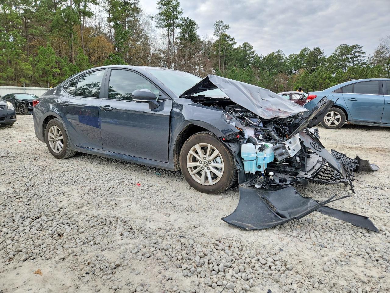 2026 TOYOTA CAMRY