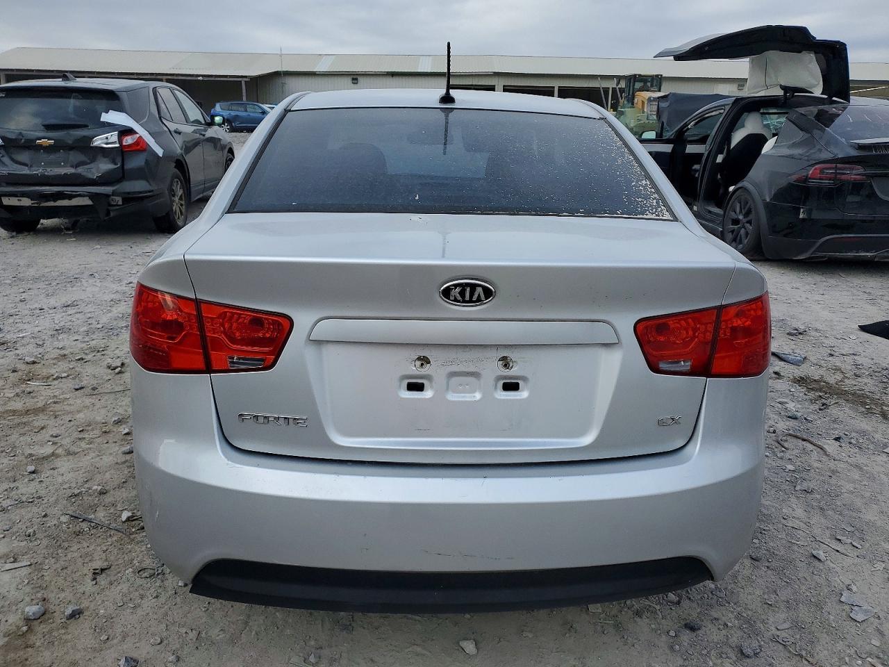 2010 KIA FORTE