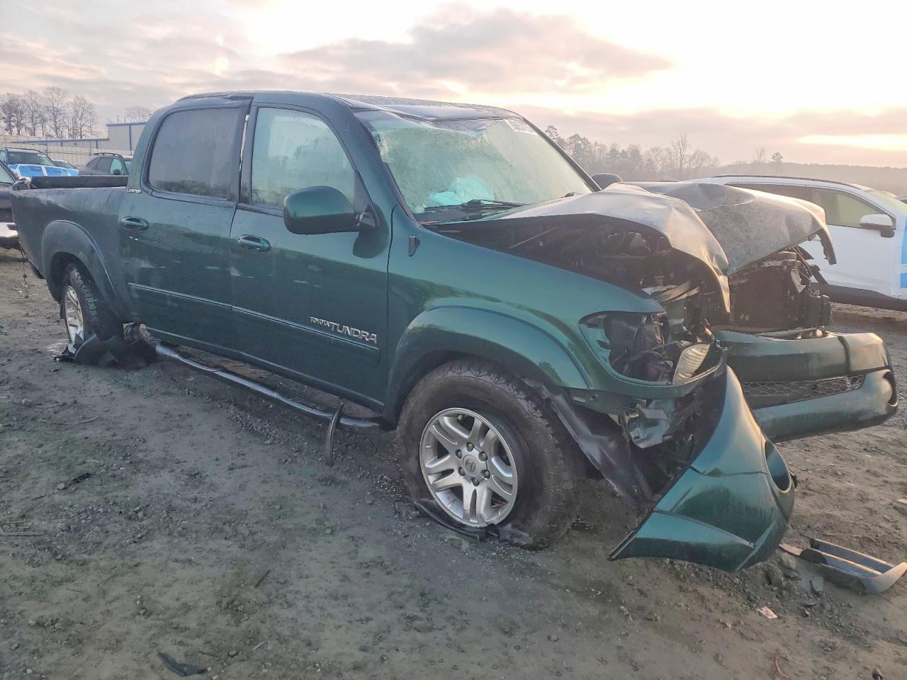 2004 TOYOTA TUNDRA