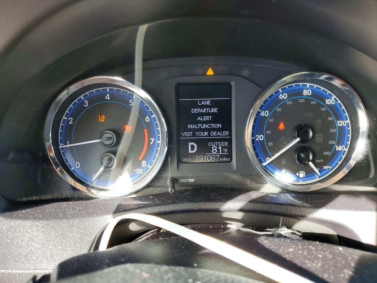 2018 TOYOTA COROLLA