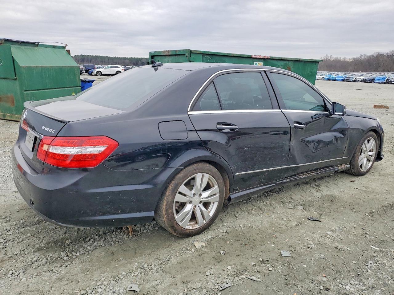 2013 MERCEDES-BENZ E-Class