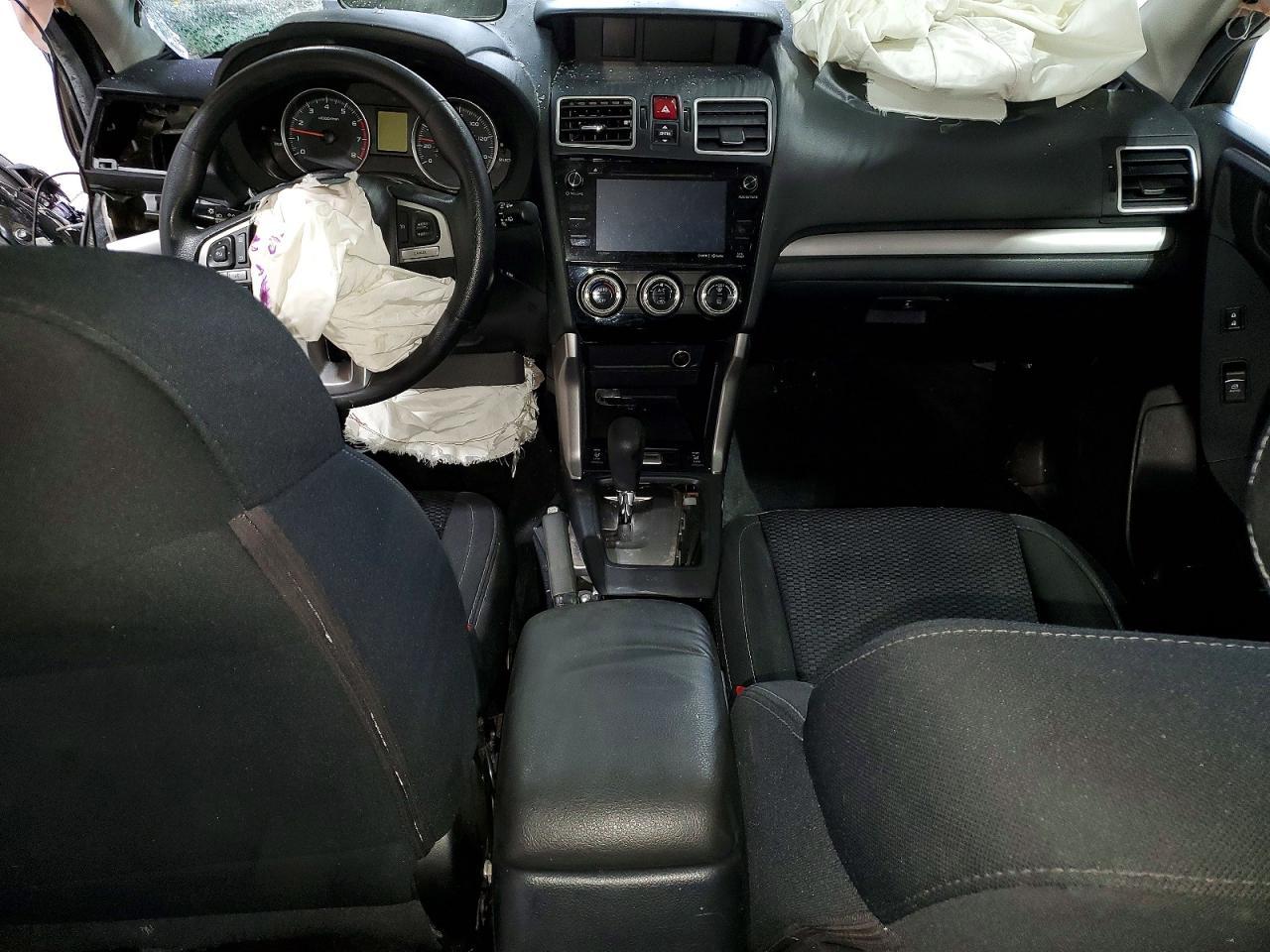 2018 SUBARU FORESTER