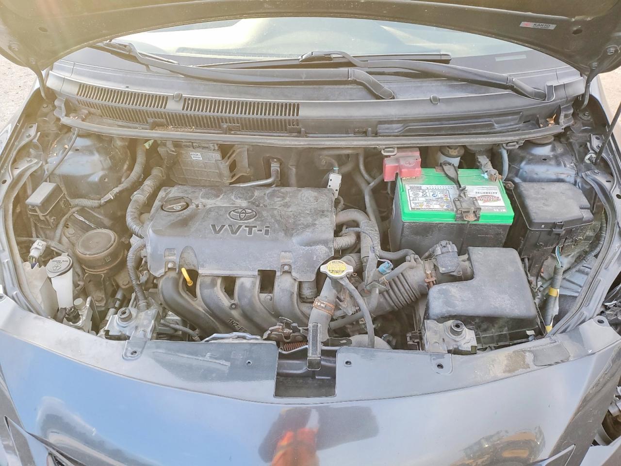 2011 TOYOTA YARIS