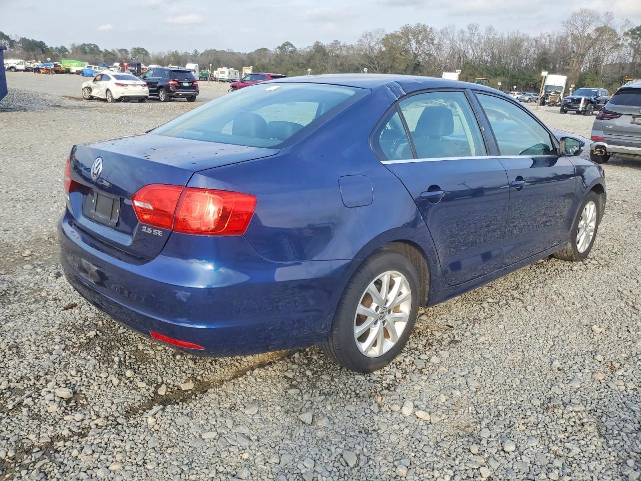 2013 VOLKSWAGEN JETTA