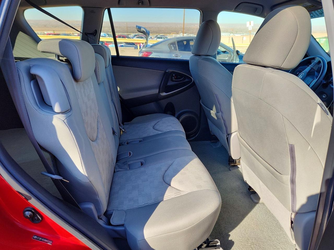 2011 TOYOTA RAV4