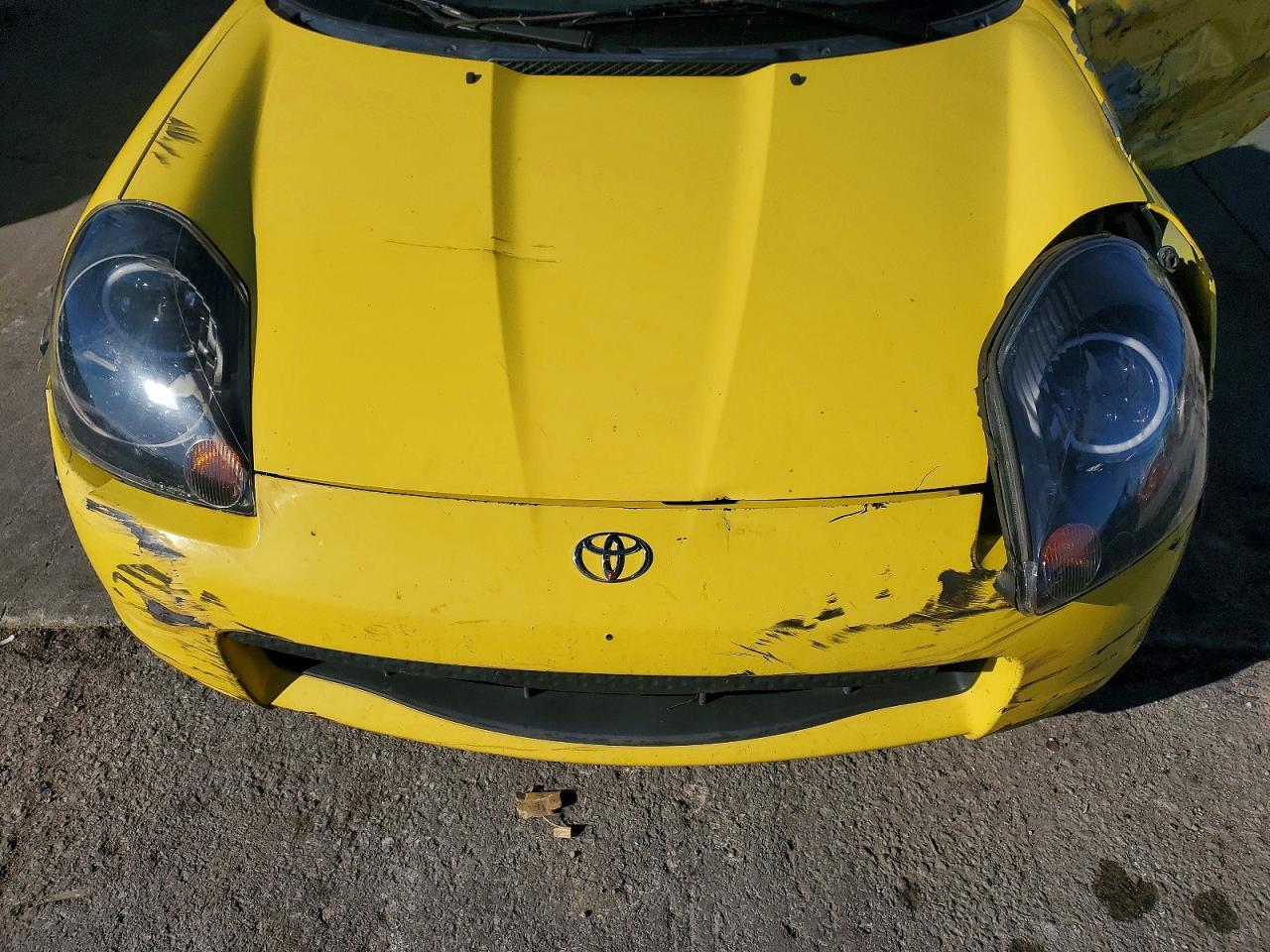 2000 TOYOTA Mr2