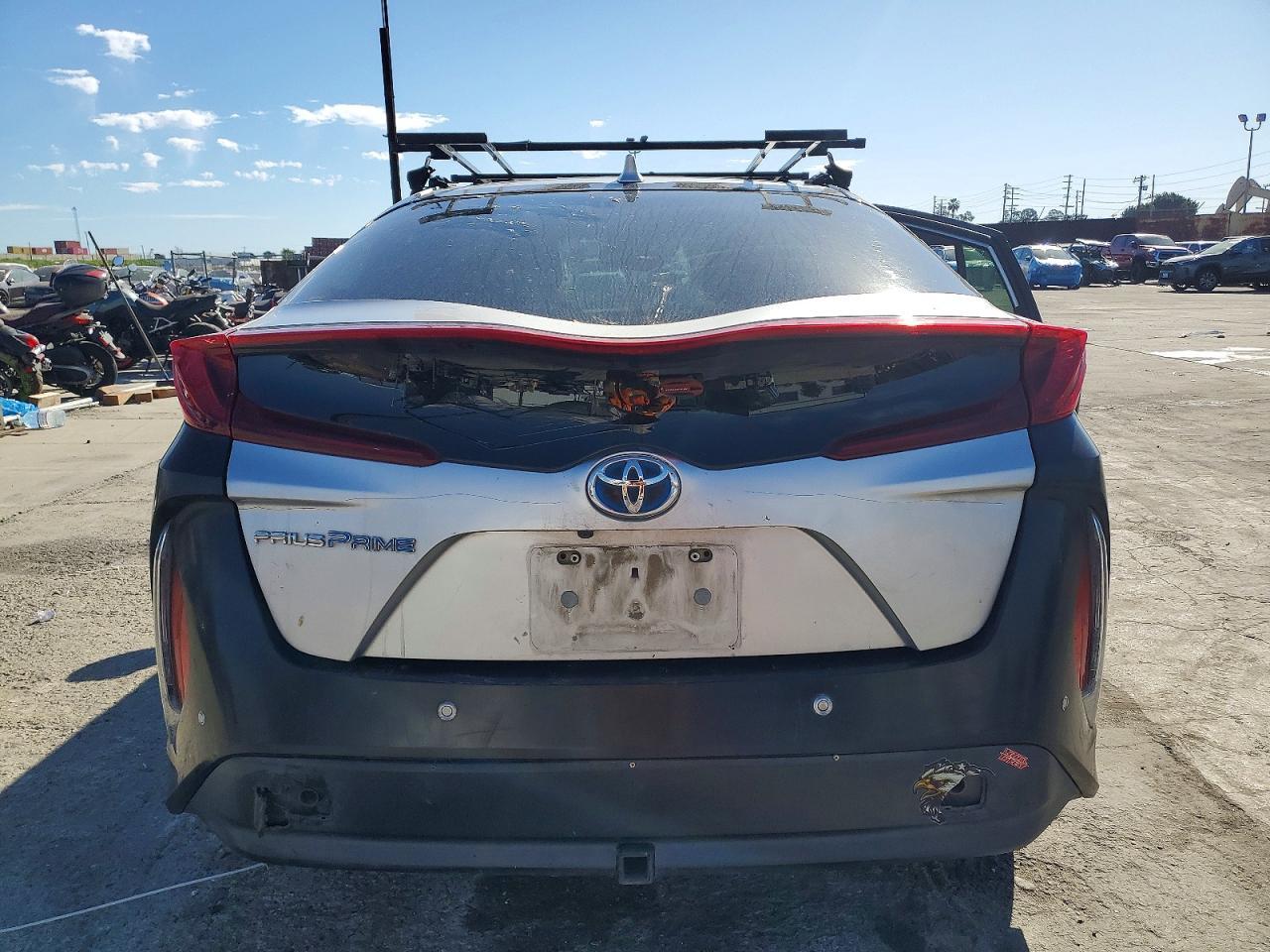 2017 TOYOTA Prius Prime
