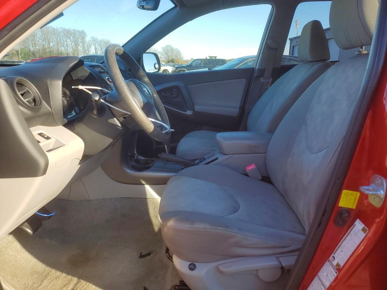 2011 TOYOTA RAV4