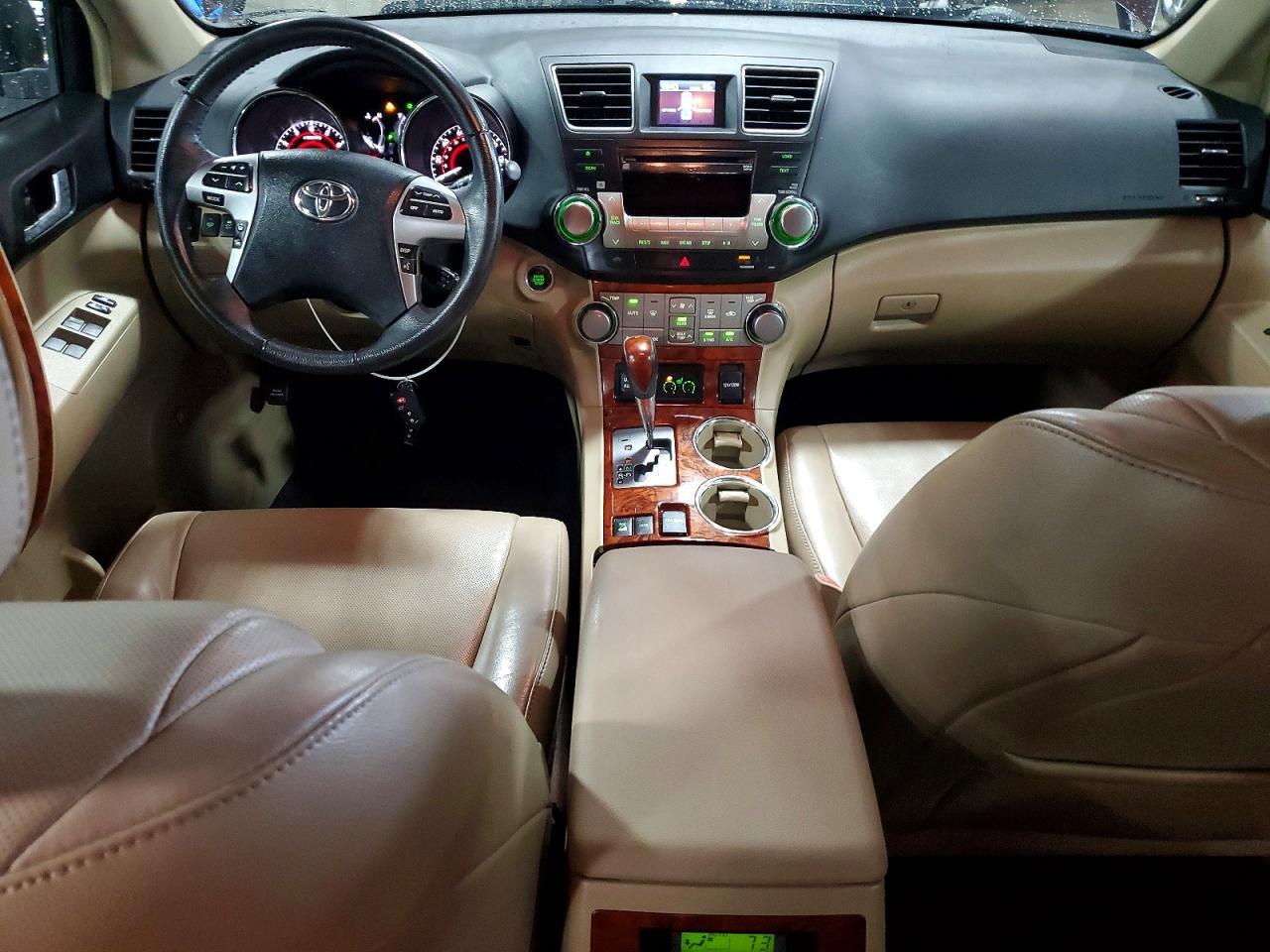 2012 TOYOTA HIGHLANDER